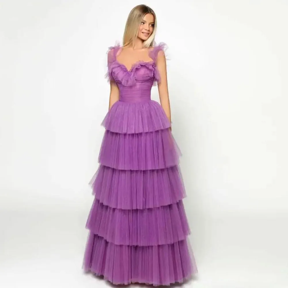Customized Spaghetti Strap Tiered Prom Dresses Square Neck Ruffles Tulle Dress for Women Layered Puffy Maxi vestidos de novia
Customized Spaghetti Strap Tiered Prom Dresses Square Neck Ruffles Tulle Dress for Women Layered Puffy Maxi vestidos de novia
