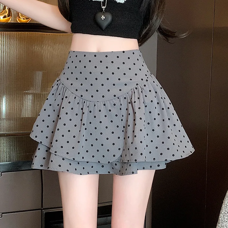 plus Size Grey Polka Dot Asymmetrical Half Skirt Women's Puffy Cake Skirt High Waist Slim A-Line Short Skirt Fashionable Poly...
plus Size Grey Polka Dot Asymmetrical Half Skirt Women's Puffy Cake Skirt High Waist Slim A-Line Short Skirt Fashionable Poly...
