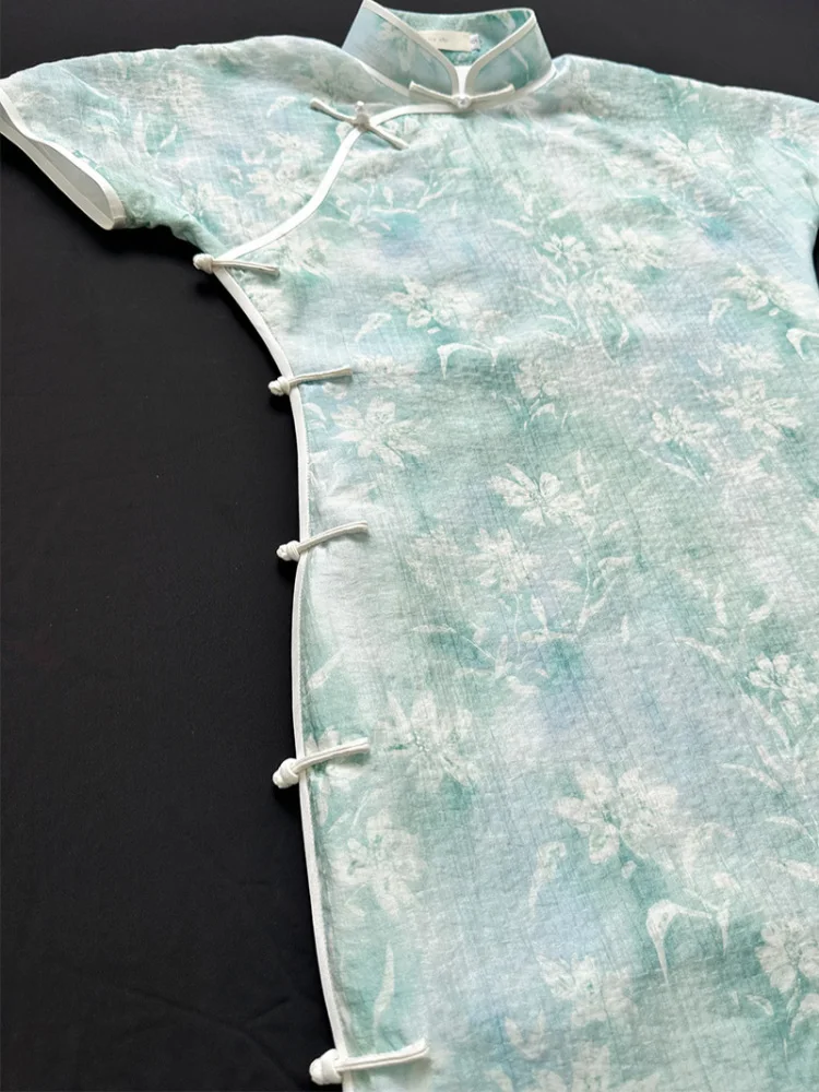 Young Style Summer New Qingli Plain Cut Full Open Young Feeling Qipao Daily Wear Breathable Thin Long Sleeve Long Qipao
Young Style Summer New Qingli Plain Cut Full Open Young Feeling Qipao Daily Wear Breathable Thin Long Sleeve Long Qipao