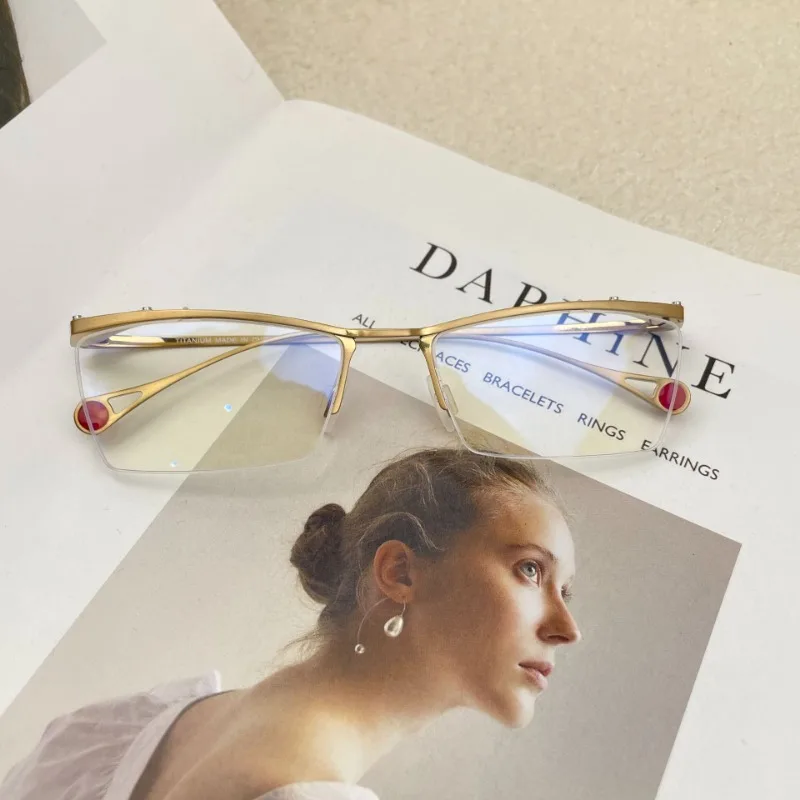 High-quality Classic Fashion Original Design Travel Pure Titanium Men's Business Glasses Frame Zy-113· Embracing Optical Myopia
High-quality Classic Fashion Original Design Travel Pure Titanium Men's Business Glasses Frame Zy-113· Embracing Optical Myopia