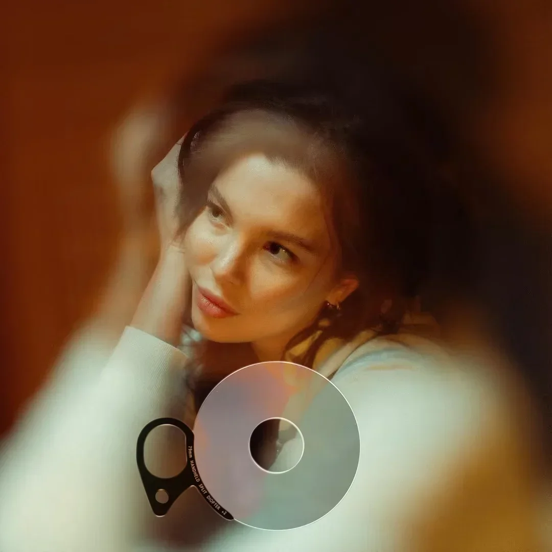 Фильтр для творческой фотографии — вихревая призма 79 мм для мечтательных ореолов и световых эффектов
Фильтр для творческой фотографии — вихревая призма 79 мм для мечтательных ореолов и световых эффектов