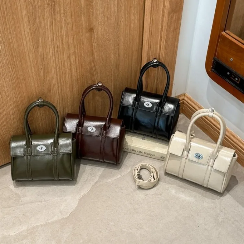 Diaper Bag Trendy Textured Leather Satchel Elegant Crossbody Bag For Women Stylish Vintage Designer Tote
Diaper Bag Trendy Textured Leather Satchel Elegant Crossbody Bag For Women Stylish Vintage Designer Tote
