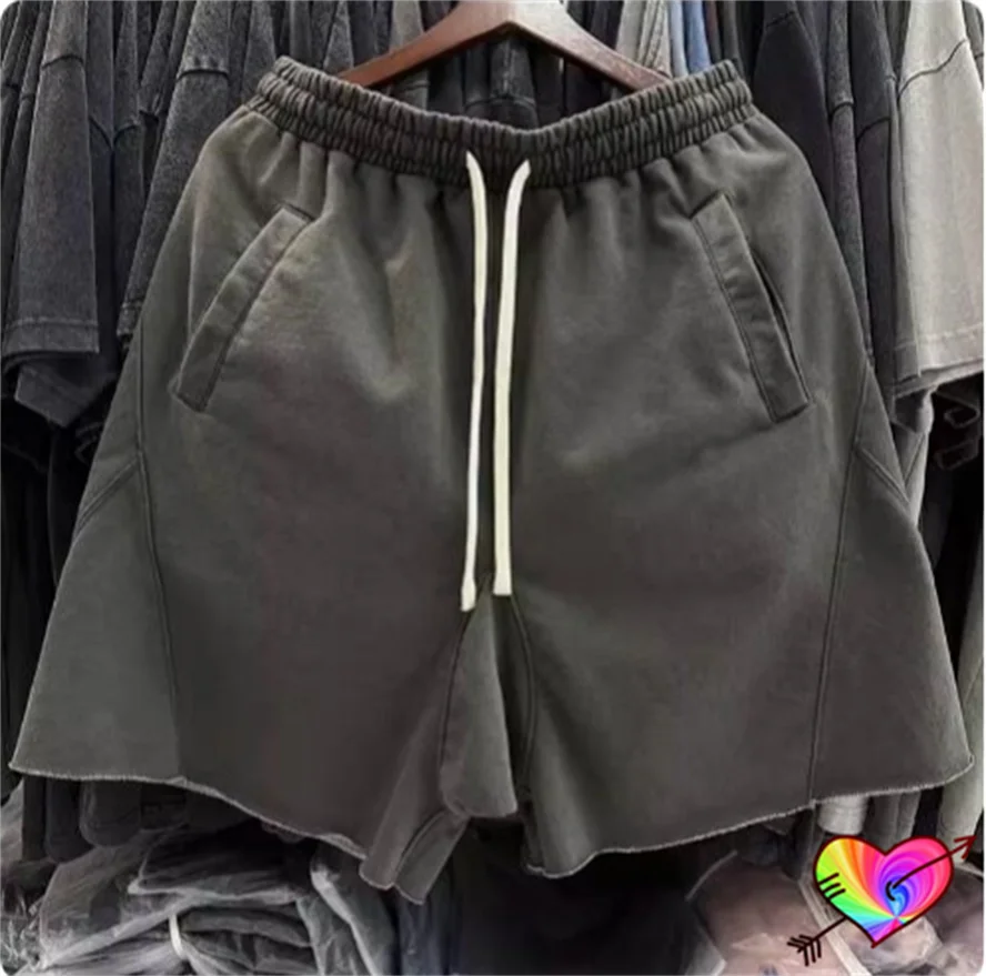 2024 Dark Grey Blank Polyline Sewing Shorts Men Women Thick Material Pockets Shorts Back Integrated Design Vintage Half Pants
2024 Dark Grey Blank Polyline Sewing Shorts Men Women Thick Material Pockets Shorts Back Integrated Design Vintage Half Pants