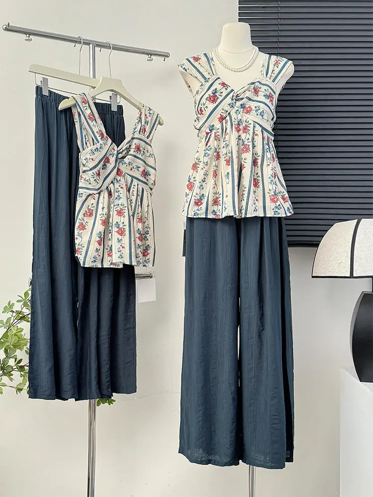 Retro Flower Printed Women's Set 2024 Summer Vertical Stripe Sling Tank Top+Elastic Waist Wide Leg Pants Leisure Vacation 2PS
Retro Flower Printed Women's Set 2024 Summer Vertical Stripe Sling Tank Top+Elastic Waist Wide Leg Pants Leisure Vacation 2PS