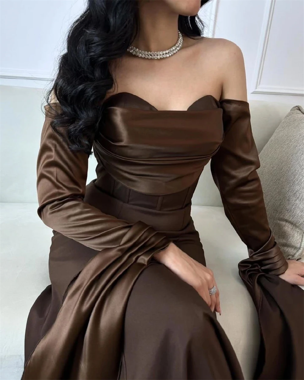 Customized Evening Dress Exquisite Satin Strapless Off the Shoulder Long Sleeves Prom Gowns Straight Ankle Length Party Dresses
Customized Evening Dress Exquisite Satin Strapless Off the Shoulder Long Sleeves Prom Gowns Straight Ankle Length Party Dresses