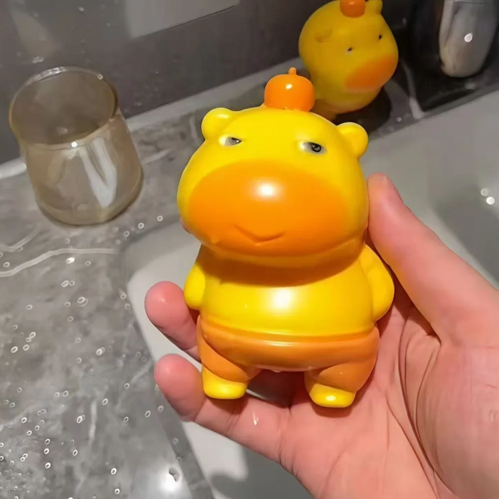 Water Play Toys Capybara Lulu Water Squirt Toy Anime Spray Water Baby Bath Toys Funny Animal Swimming Water Toys Funny Gift
Water Play Toys Capybara Lulu Water Squirt Toy Anime Spray Water Baby Bath Toys Funny Animal Swimming Water Toys Funny Gift