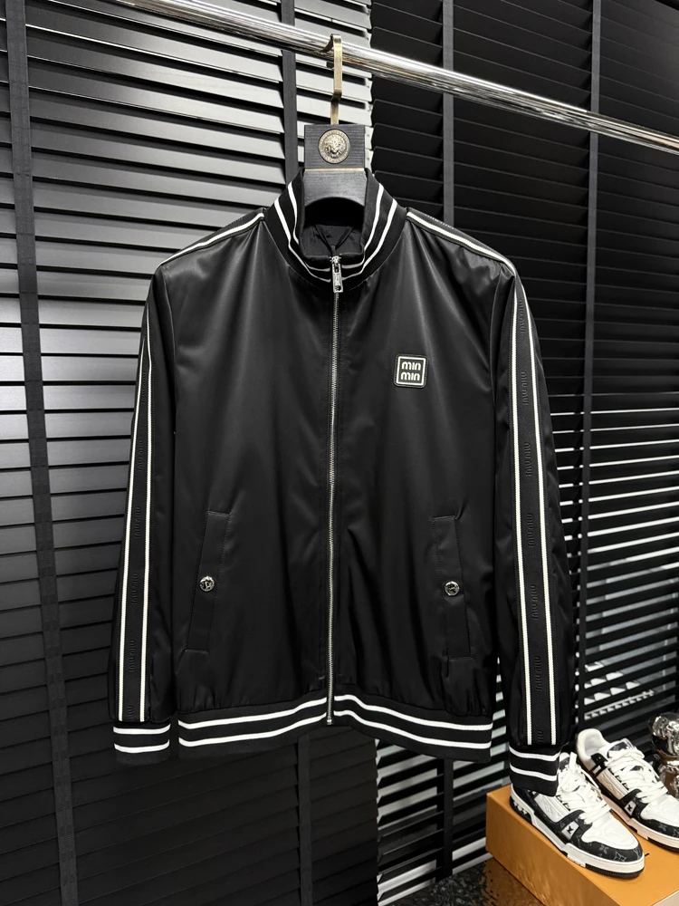 Ele Casual Stand Collar Men's Jaet 2025 Spring New Sle Faionable Individualized Weave Belt Lightweight Luxury Coat
Ele Casual Stand Collar Men's Jaet 2025 Spring New Sle Faionable Individualized Weave Belt Lightweight Luxury Coat