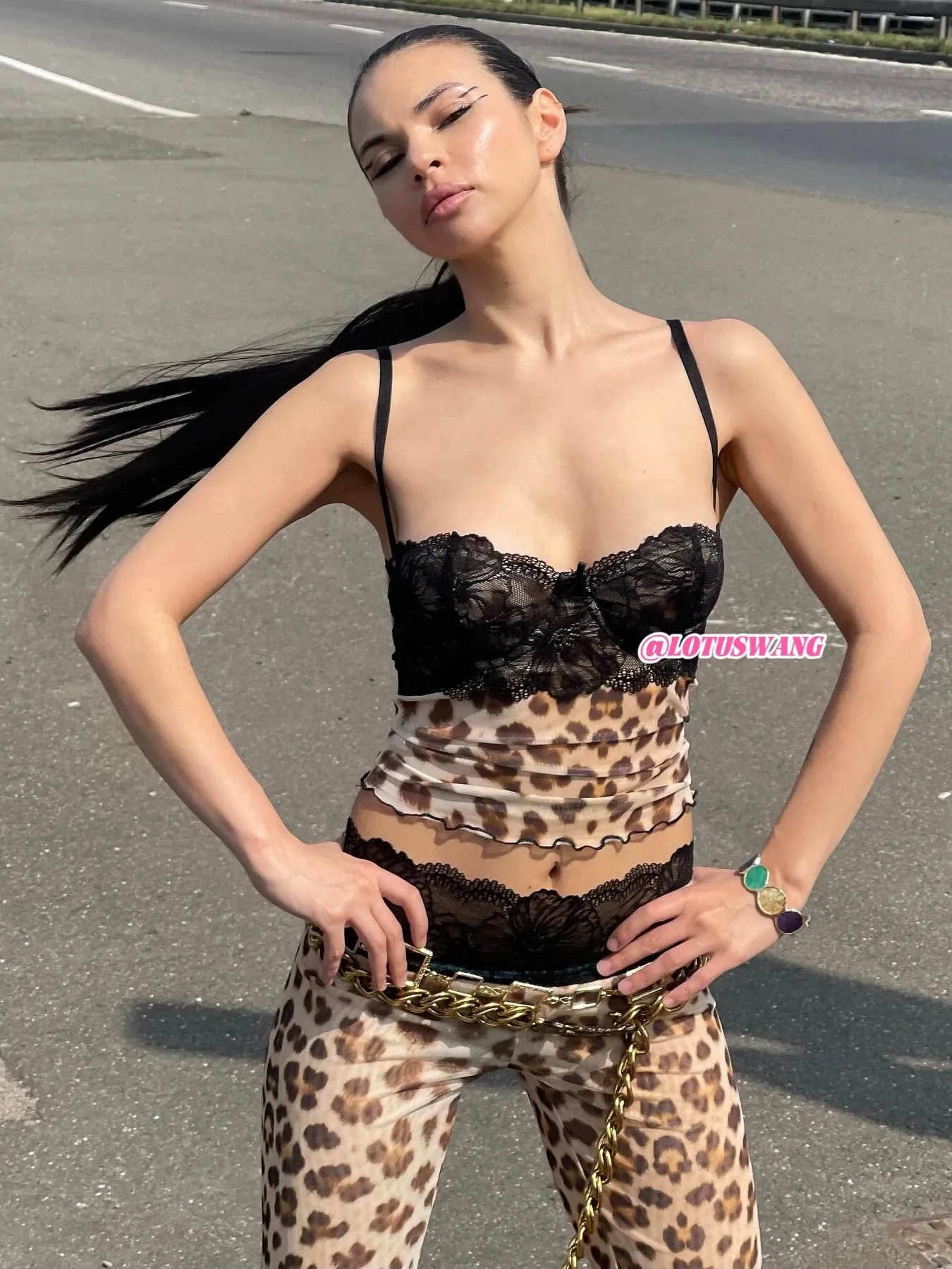 Sexy Lace Patchwork Long Pants Set Women's High Waist V-Neck Sleeveless Animal Print Two-Piece Suit Summer Fashion Outfit
Sexy Lace Patchwork Long Pants Set Women's High Waist V-Neck Sleeveless Animal Print Two-Piece Suit Summer Fashion Outfit