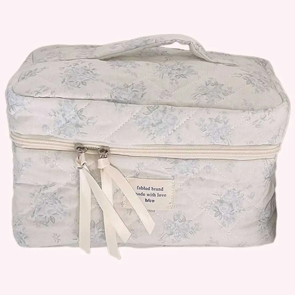 Women Travel Cosmetic Bag Large Capacity Quilted Cosmetic Holder Bag Aesthetic Portable Cosmetic Pouch Soft Floral Toiletry Bag
Women Travel Cosmetic Bag Large Capacity Quilted Cosmetic Holder Bag Aesthetic Portable Cosmetic Pouch Soft Floral Toiletry Bag