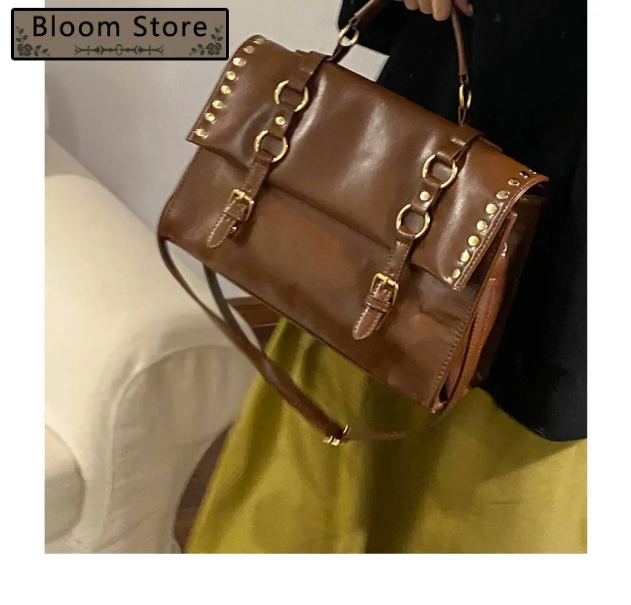 Bloom Y2k Grunge Brown Messenger Women Rivet Chic Large Capacity Crossbody Bag Ladies Retro Designer Handbag 2025
Bloom Y2k Grunge Brown Messenger Women Rivet Chic Large Capacity Crossbody Bag Ladies Retro Designer Handbag 2025