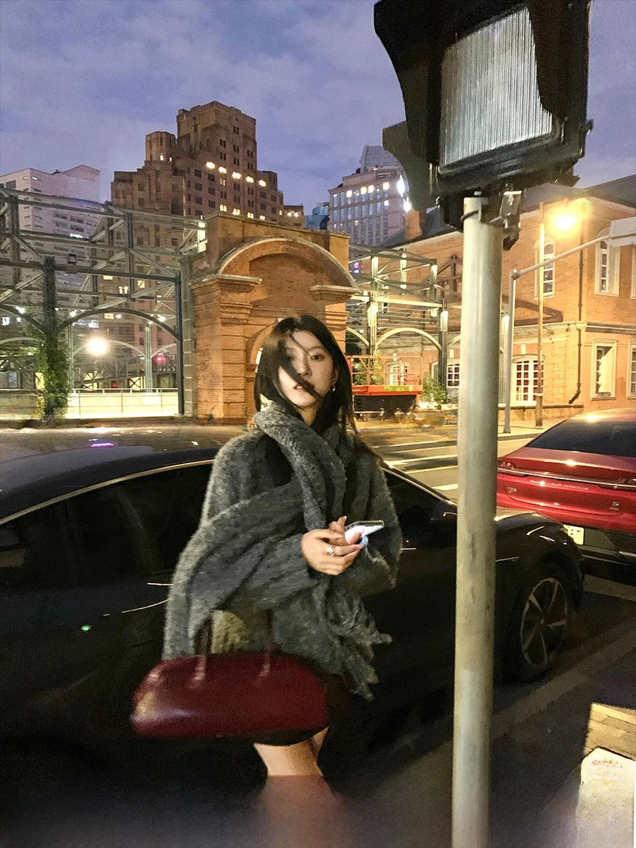 Женский вязаный свитер Attia GLOWY Thiened свободного кроя, весенне-осенняя верхняя одежда, ленивый стиль, круглый вырез, длинное платье-миди
Женский вязаный свитер Attia GLOWY Thiened свободного кроя, весенне-осенняя верхняя одежда, ленивый стиль, круглый вырез, длинное платье-миди