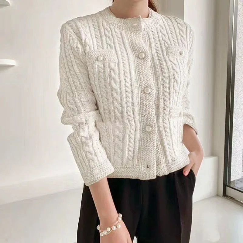 Autumn Winter Elegant Temperament Knitting Cardigan Sweater Ladies Simplicity Office Lady Solid Color All-match Knitwear Tops
Autumn Winter Elegant Temperament Knitting Cardigan Sweater Ladies Simplicity Office Lady Solid Color All-match Knitwear Tops