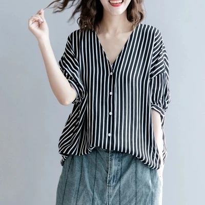 Summer 2024 Women's plus Size Shirt Cool Button down Short Sleeve V-Neck Slimming Vertical Stripes Casual Fashion Ladies' Top
Summer 2024 Women's plus Size Shirt Cool Button down Short Sleeve V-Neck Slimming Vertical Stripes Casual Fashion Ladies' Top