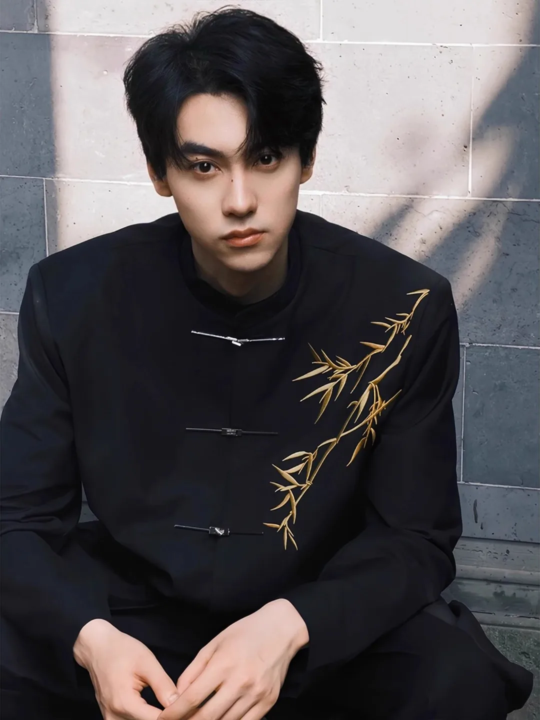 New Chinese Sle Men's Bla Embroidered Pad oulder Suit Jaet Casual Wedding Ceremony Outerwear Autumn Season Faion
New Chinese Sle Men's Bla Embroidered Pad oulder Suit Jaet Casual Wedding Ceremony Outerwear Autumn Season Faion