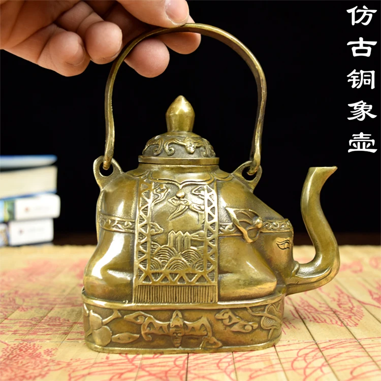 decoration art craft The copper pot handicraft Home Furnishing decoration Zhaocai small elephant antique old crafts
decoration art craft The copper pot handicraft Home Furnishing decoration Zhaocai small elephant antique old crafts