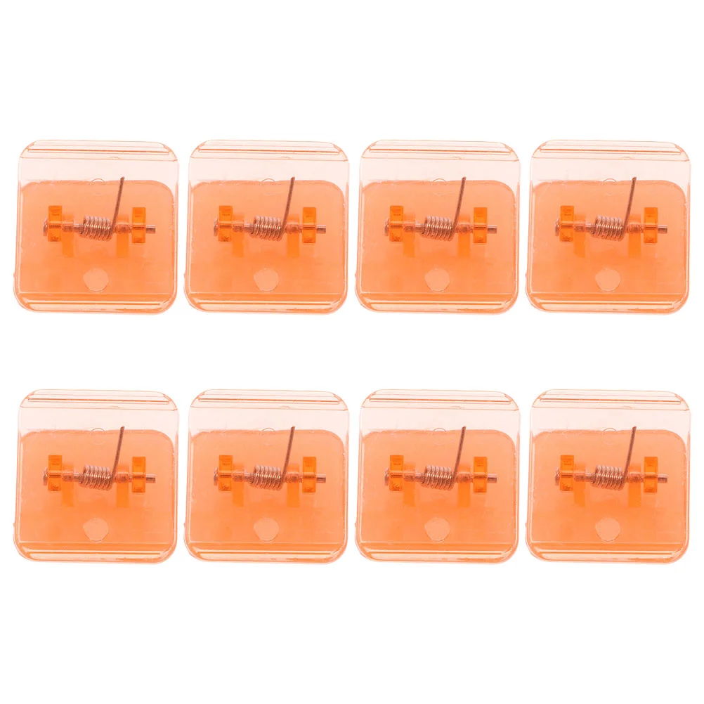 8pcs Dog Pee Holder Transparent Wall Mounted Clip Non Base Pet Lifting Pad Puppy Training Pad Holder
8pcs Dog Pee Holder Transparent Wall Mounted Clip Non Base Pet Lifting Pad Puppy Training Pad Holder
