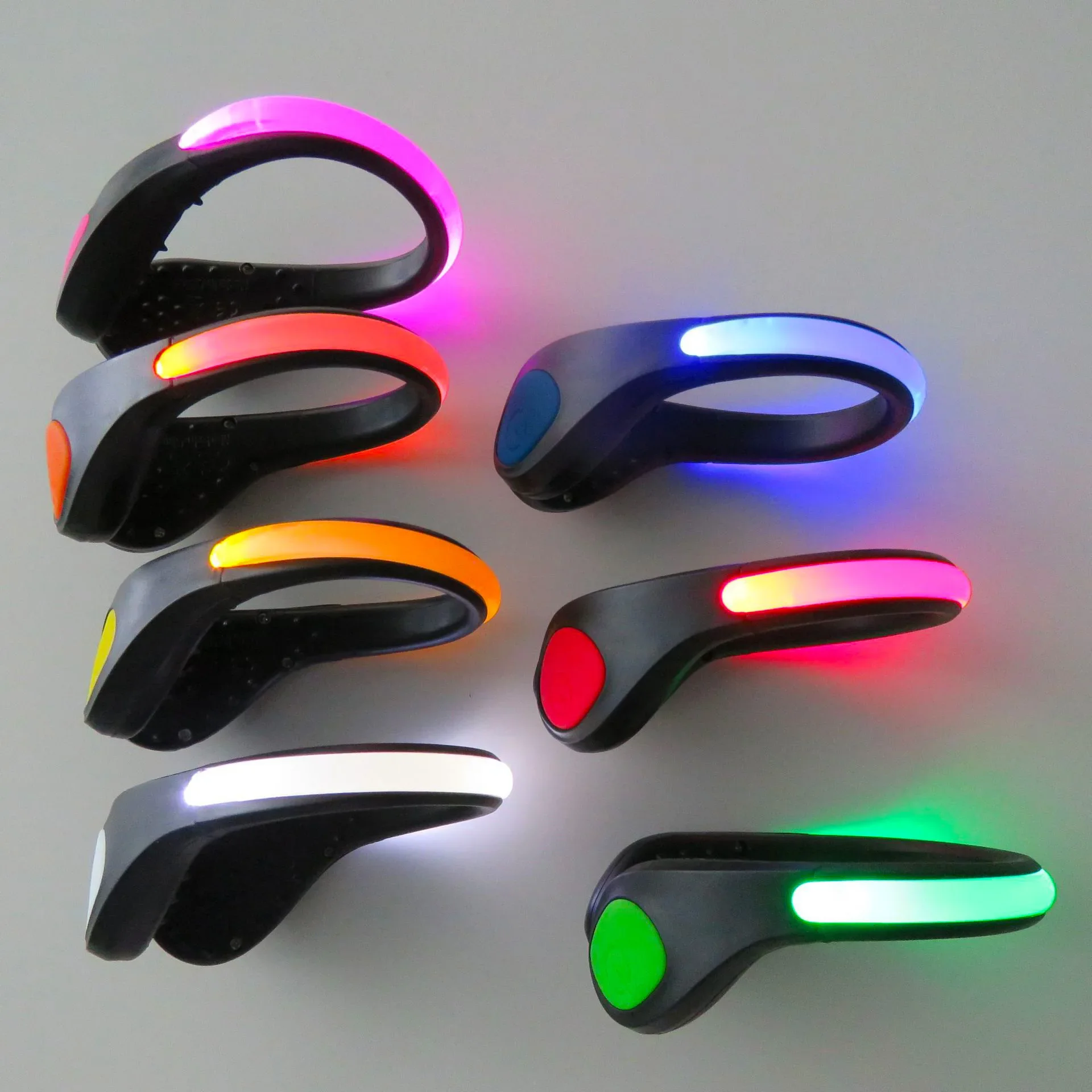 Sports Luminous Shoe Clip Light Mini Outdoor Night Running Cycling Warning Light Street Dance U-shaped Flashing Shoe Clip
Sports Luminous Shoe Clip Light Mini Outdoor Night Running Cycling Warning Light Street Dance U-shaped Flashing Shoe Clip