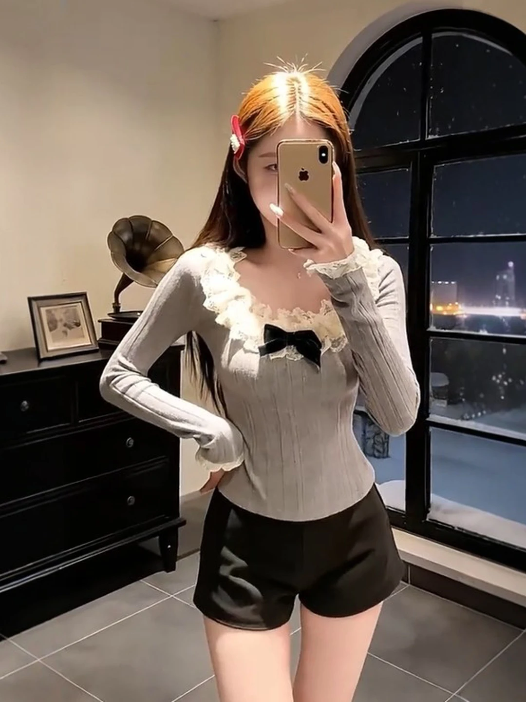 Вязаный свитер с эффектом похудения, нежный, красивый, уникальный топ для миниатюрных фигур, весенняя мода, хлопок, длинный рукав, U-образный вырез
Вязаный свитер с эффектом похудения, нежный, красивый, уникальный топ для миниатюрных фигур, весенняя мода, хлопок, длинный рукав, U-образный вырез