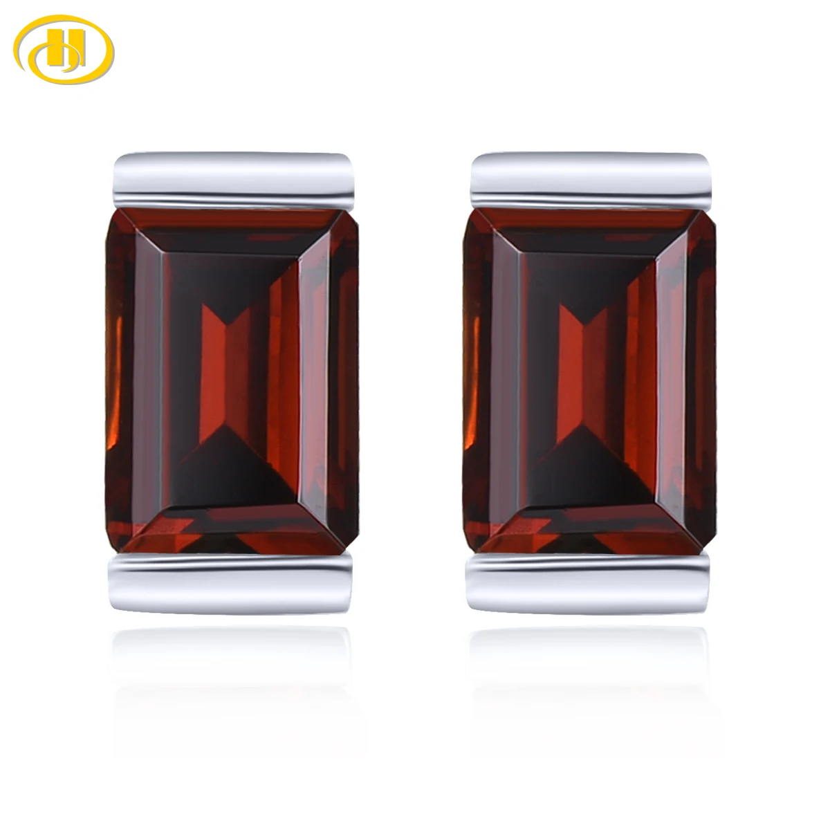 Natural Garnet Silver Stud Earring 1.27 Carats January Birthstone Women Classic Unique Special S925 Design Birthday Gifts
Natural Garnet Silver Stud Earring 1.27 Carats January Birthstone Women Classic Unique Special S925 Design Birthday Gifts