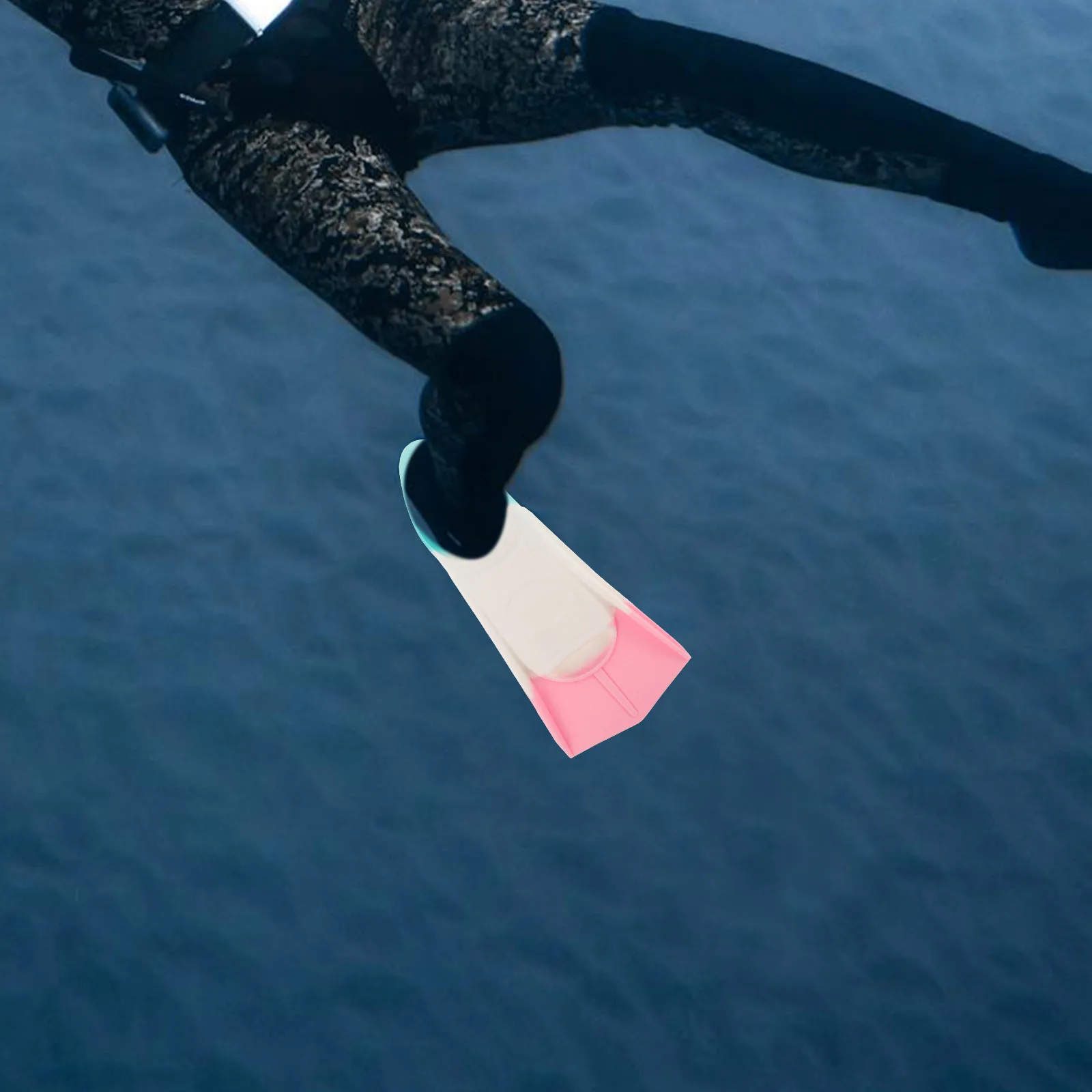 Swimming Fins Short Silicone Flippers 9.82X4.91 Inch Comfortable Lightweight Dive Training Gear For Kids Adults Snorkeling
Swimming Fins Short Silicone Flippers 9.82X4.91 Inch Comfortable Lightweight Dive Training Gear For Kids Adults Snorkeling