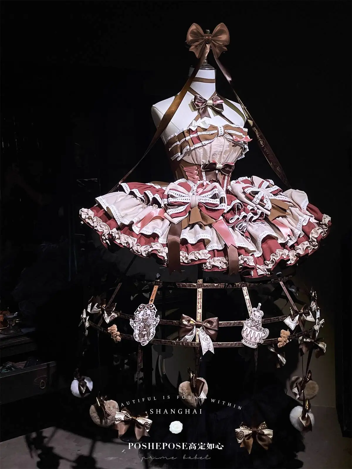 New Fiesta Carnival Halloween Cos Cosplay Luolita Tops Skirt Coat Shirt Dress Crinoline Light Brown Dark Brown
New Fiesta Carnival Halloween Cos Cosplay Luolita Tops Skirt Coat Shirt Dress Crinoline Light Brown Dark Brown