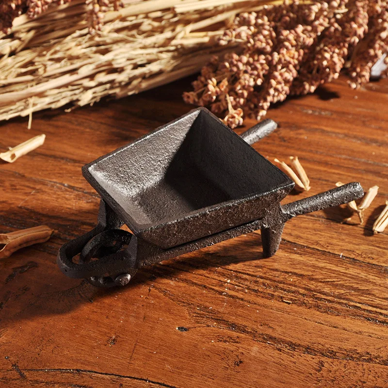 Cast Iron Wheelbarrow Model, Creative Personality, Trolley Crafts, Vintage Ornament ashtray, Crafts Decorations
Cast Iron Wheelbarrow Model, Creative Personality, Trolley Crafts, Vintage Ornament ashtray, Crafts Decorations