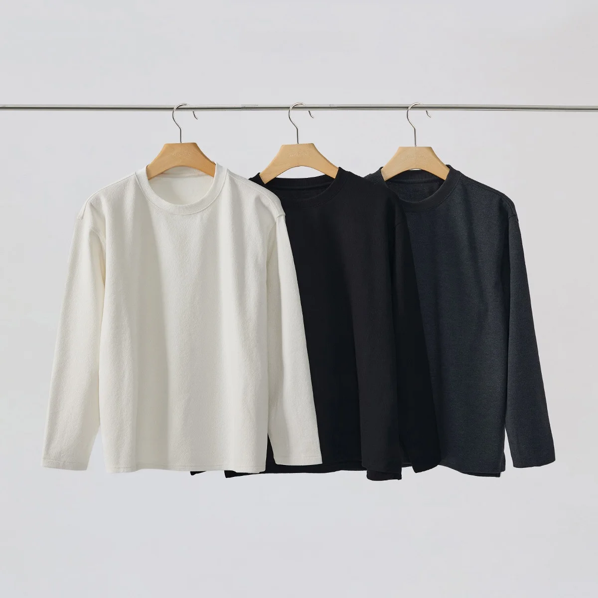 Loose Fit Long Sve round Ne Men's T-irt Inner Wear Base irt Soft Texture Color Daily Use Basic Sle
Loose Fit Long Sve round Ne Men's T-irt Inner Wear Base irt Soft Texture Color Daily Use Basic Sle