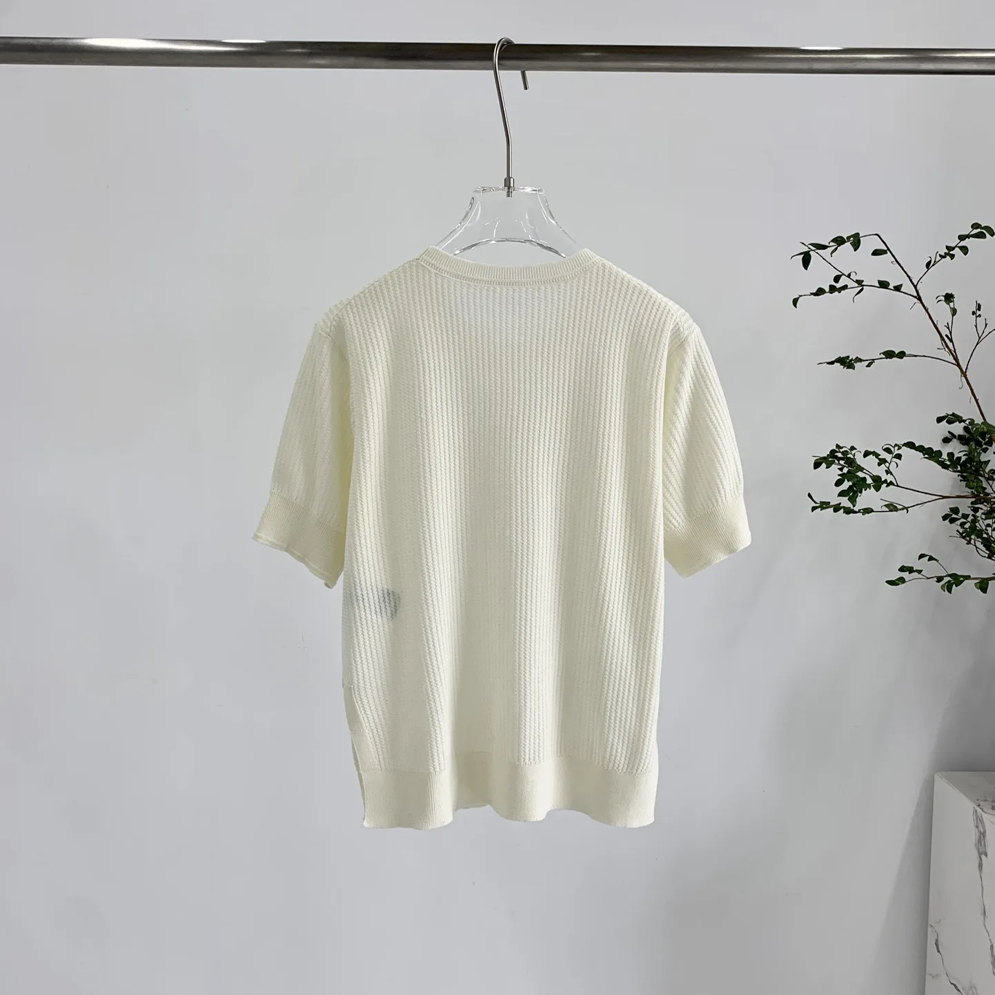 Women'S Simple Casual Hollow Knit Sweater Women'S Versatile Commuting Short-Sleeved T-Shirt Breathable Top
Women'S Simple Casual Hollow Knit Sweater Women'S Versatile Commuting Short-Sleeved T-Shirt Breathable Top