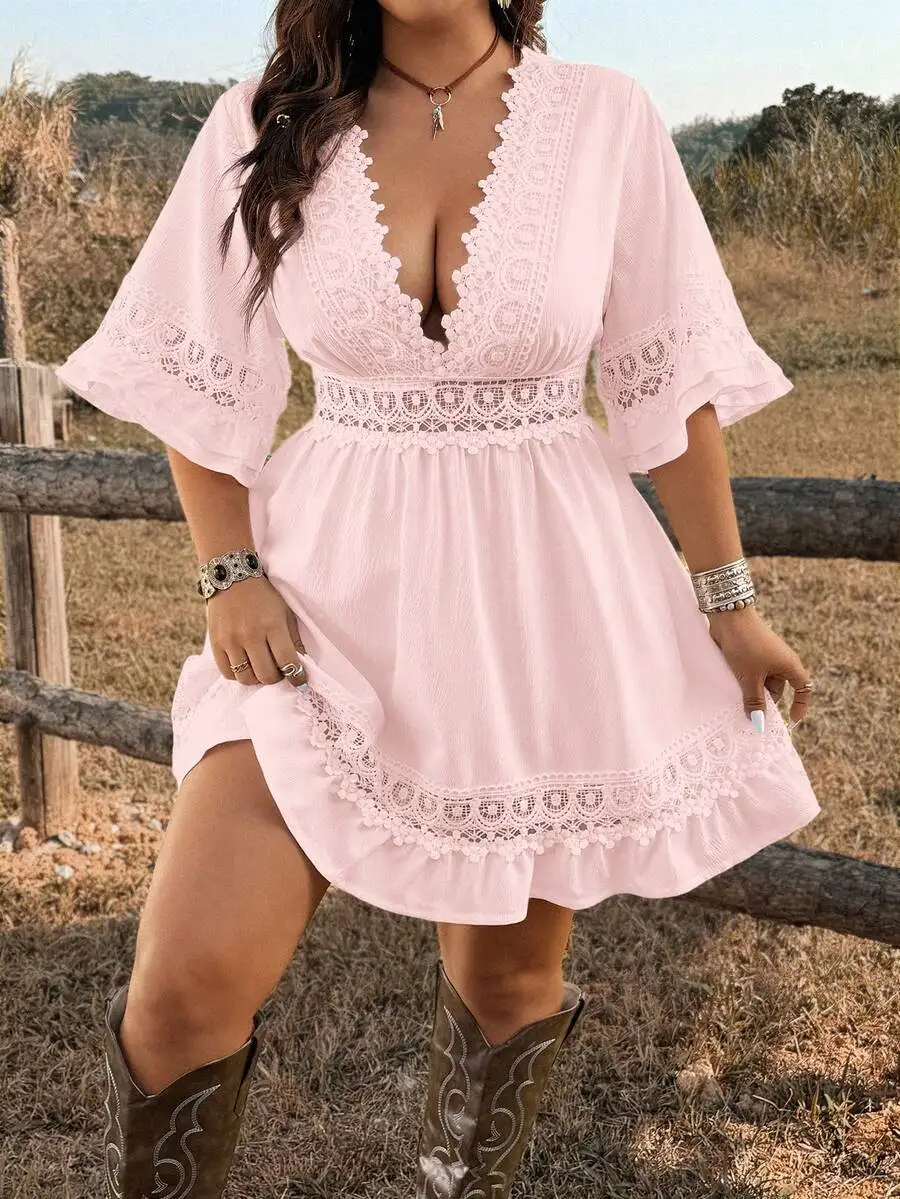 Plus Size Women Pink V-Neck Lace Short Sleeve A-Line Casual Mini Dress
Plus Size Women Pink V-Neck Lace Short Sleeve A-Line Casual Mini Dress
