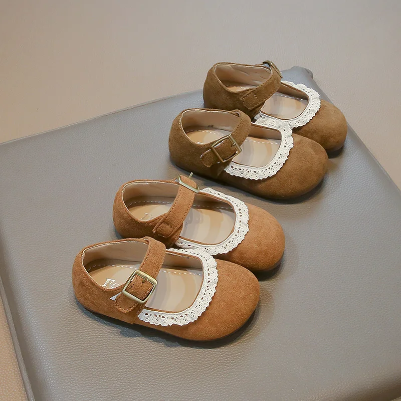 Spring Autumn Baby Girls Casual Shoes Retro Style Children Lace Princess Shoes Non-slip Soft Sole Kids Shoes Size 23-34
Spring Autumn Baby Girls Casual Shoes Retro Style Children Lace Princess Shoes Non-slip Soft Sole Kids Shoes Size 23-34