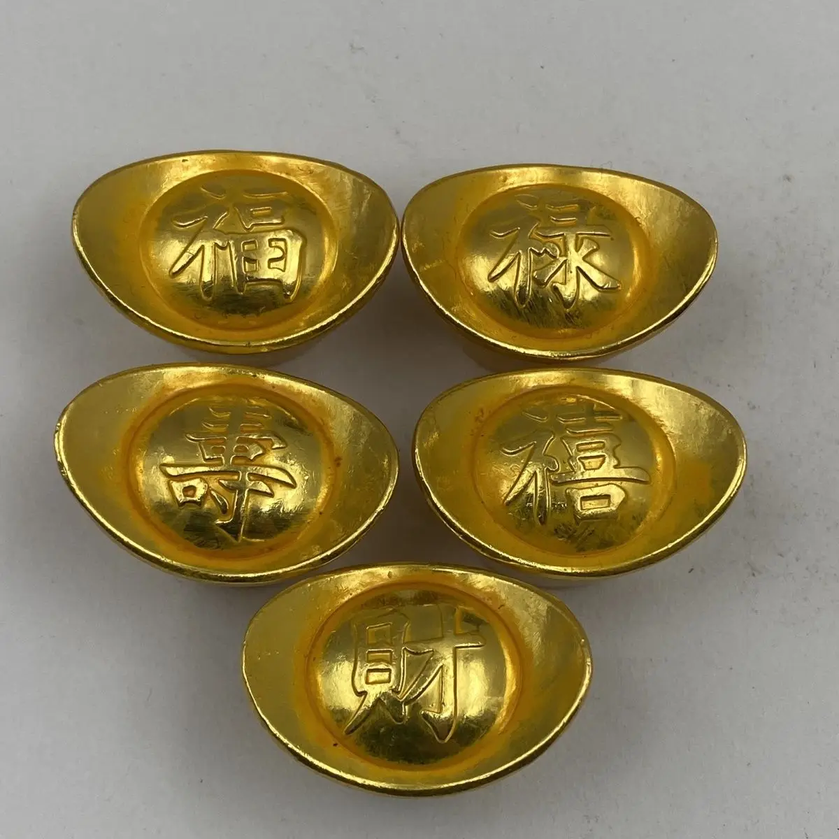 Antique collection ornament antique gold ingot gold ingot brass gilt Fulushou Xicai ingot solid handicraft
Antique collection ornament antique gold ingot gold ingot brass gilt Fulushou Xicai ingot solid handicraft