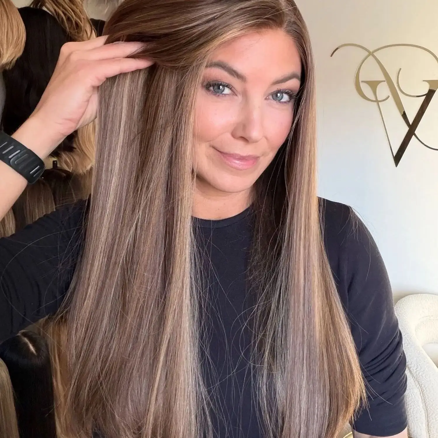 Luxury Free Parting Long Length Natural Straight Glueless Wigs Synthetic Hair 180% Density Brunette Fibre Premium Wig For Women
Luxury Free Parting Long Length Natural Straight Glueless Wigs Synthetic Hair 180% Density Brunette Fibre Premium Wig For Women