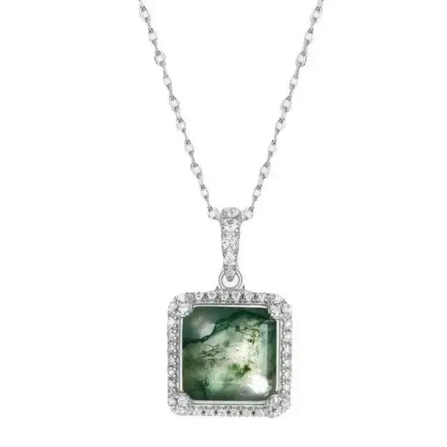 WES Green Moss Pendant 925 Pure Silver Bottom 18K Gold PT950 Platinum Retro Luxury Natural Water Grass Agate Necklace
WES Green Moss Pendant 925 Pure Silver Bottom 18K Gold PT950 Platinum Retro Luxury Natural Water Grass Agate Necklace