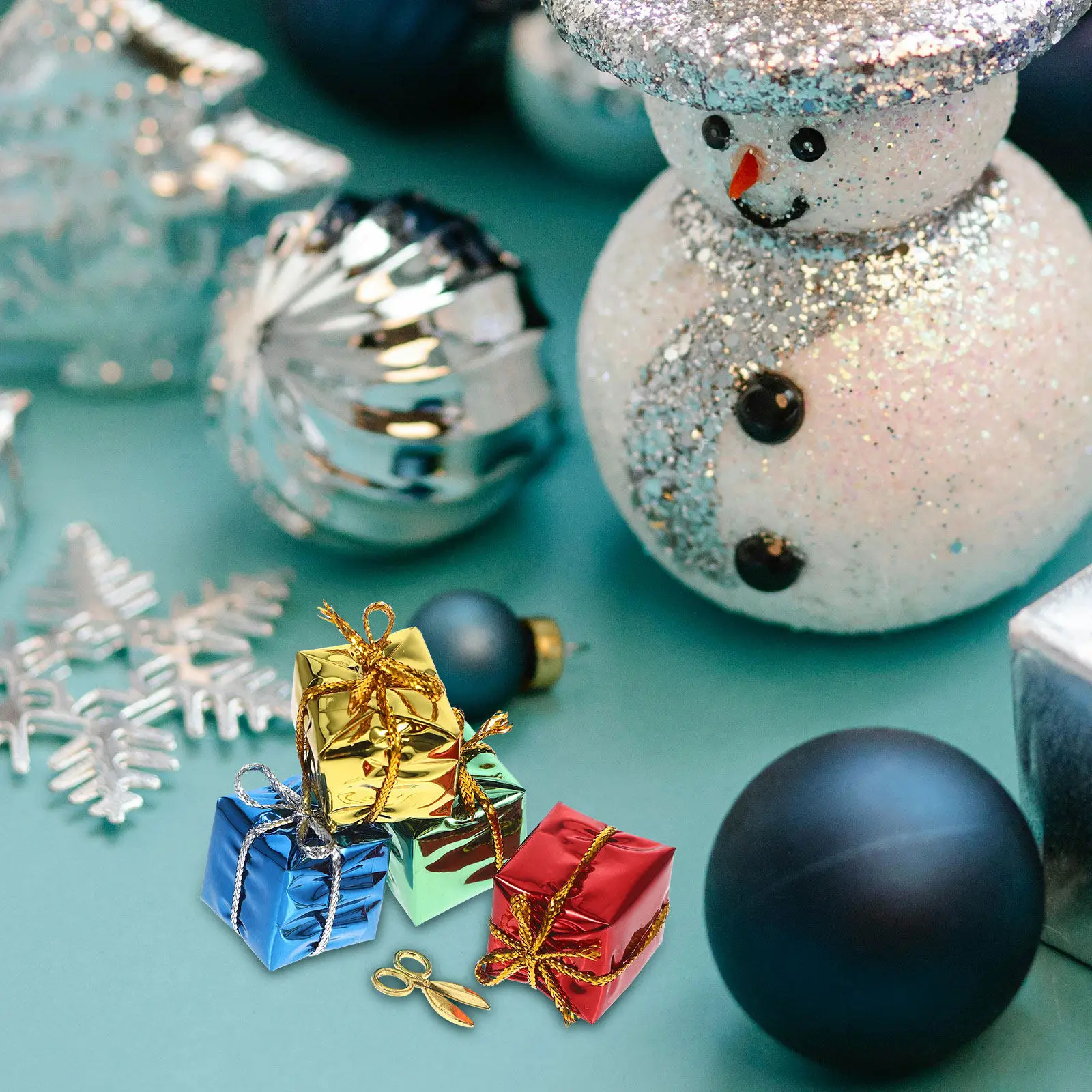 1Set Mini Xmas Gift Boxes Stable Decoration Miniature House Accessories Scissor Xmas Scene Layout Home Decor Christmas Ornaments
1Set Mini Xmas Gift Boxes Stable Decoration Miniature House Accessories Scissor Xmas Scene Layout Home Decor Christmas Ornaments