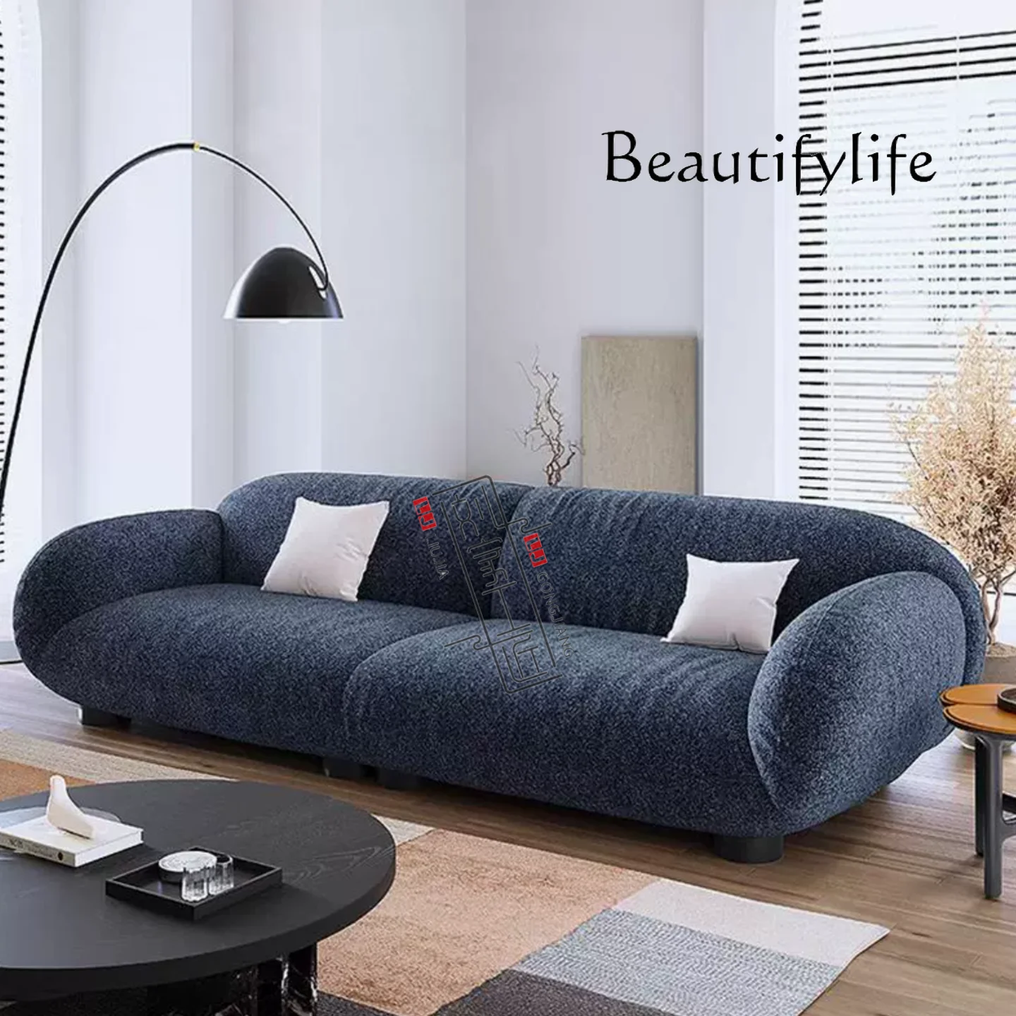 Итальянский минималистичный светлый роскошный диван для гостиной Chenier для маленькой квартиры, прямой ряд, дизайнерский диван из хлопка и льна, каменный диван
Итальянский минималистичный светлый роскошный диван для гостиной Chenier для маленькой квартиры, прямой ряд, дизайнерский диван из хлопка и льна, каменный диван