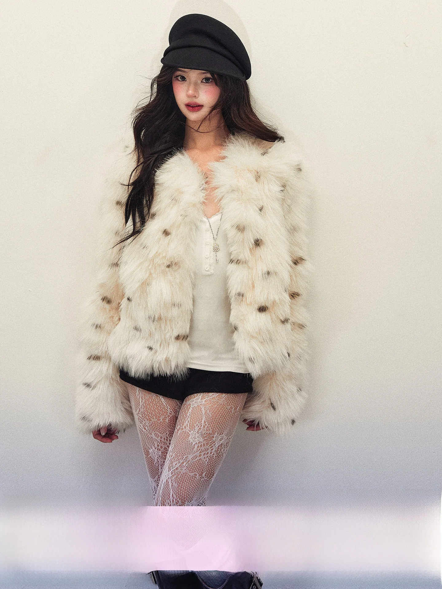 White Polka Dot Fur Simulation ort Coat Women's Winter Warmth High-End Feeling ort Plu Outerwear by P STUDIO
White Polka Dot Fur Simulation ort Coat Women's Winter Warmth High-End Feeling ort Plu Outerwear by P STUDIO