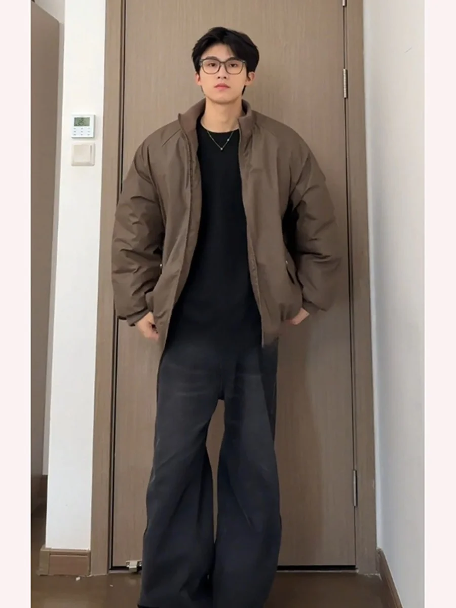 Мужская зимняя куртка-пилот из искусственной кожи и хлопка, теплая, кофейного цвета, молодежная, повседневная, с длинными рукавами, на молнии
Мужская зимняя куртка-пилот из искусственной кожи и хлопка, теплая, кофейного цвета, молодежная, повседневная, с длинными рукавами, на молнии