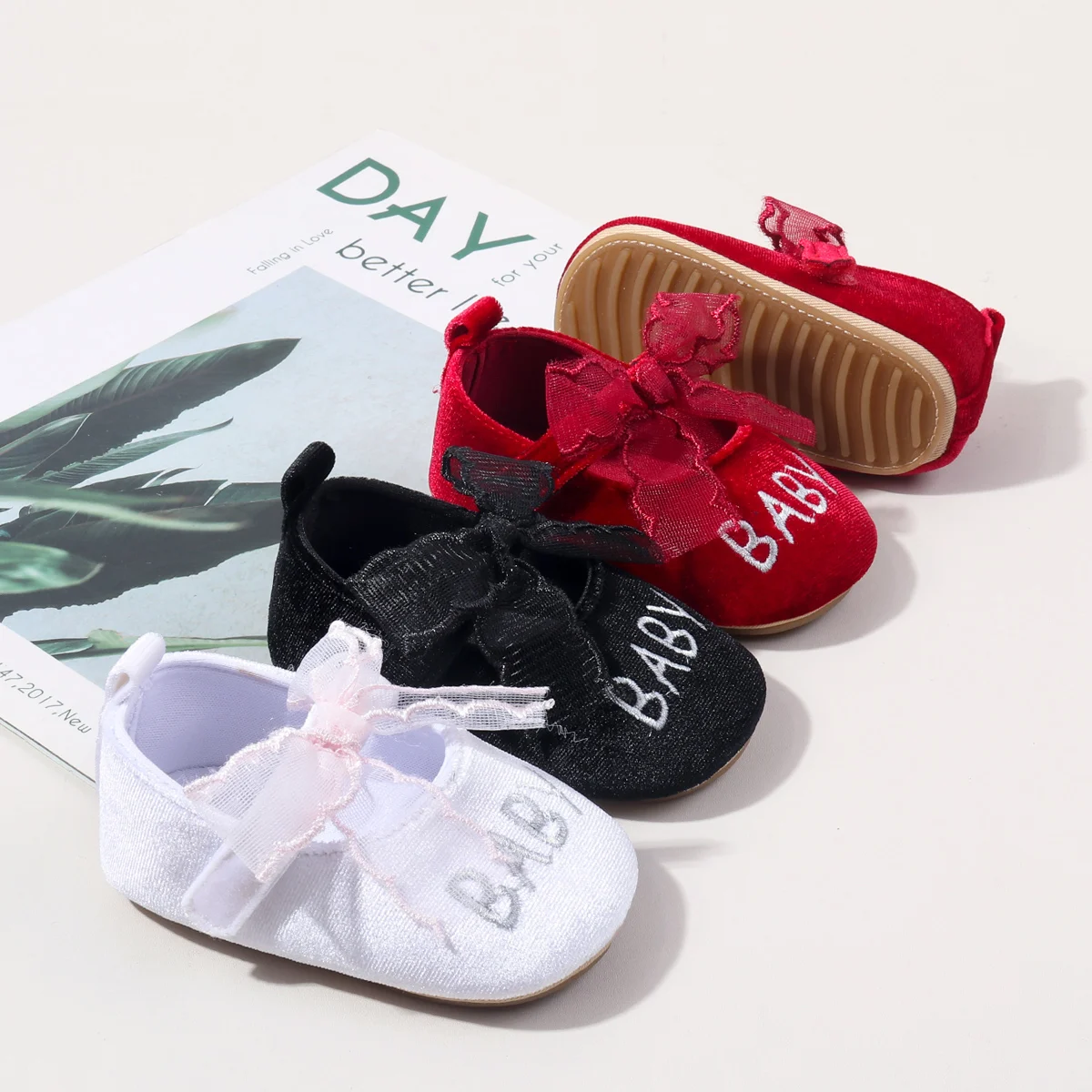 Cute Bow Mary Jane Spring Baby Shoes Soft Sole Non-Slip Newborn Girl Shoes First Walkers Princess Shoes For 0-18M Baby Girls
Cute Bow Mary Jane Spring Baby Shoes Soft Sole Non-Slip Newborn Girl Shoes First Walkers Princess Shoes For 0-18M Baby Girls
