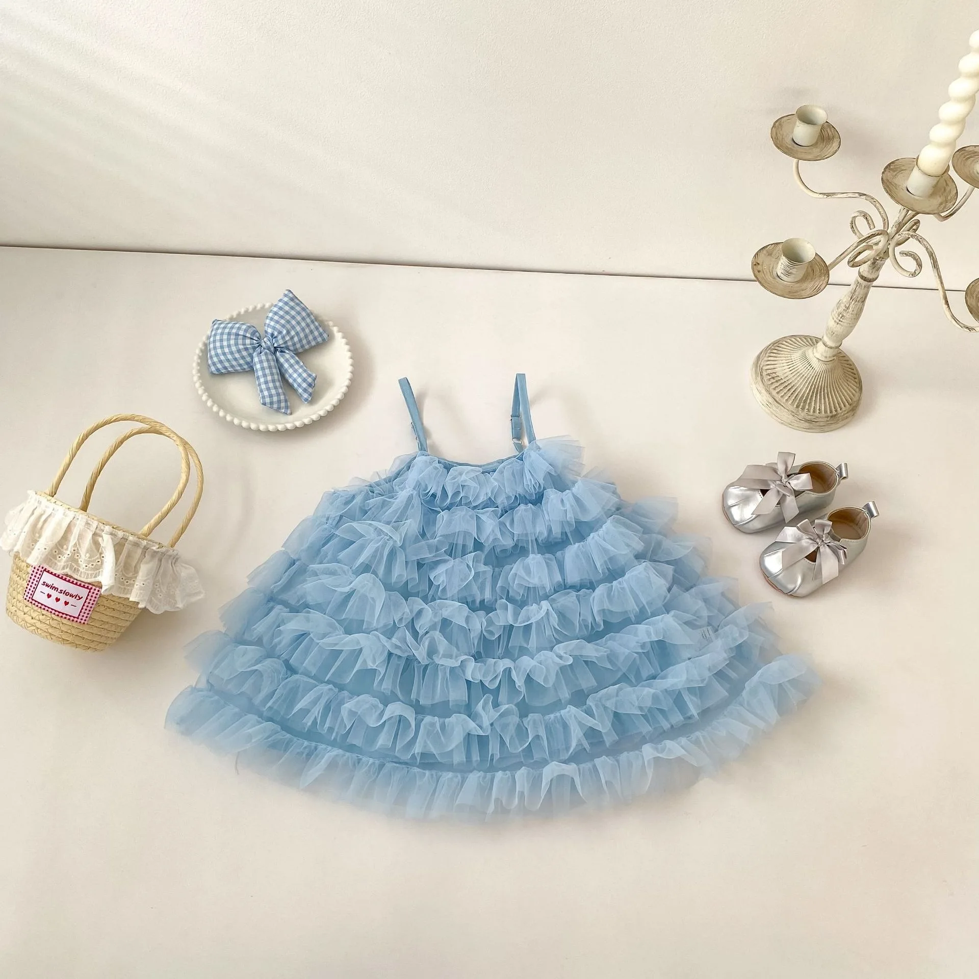 Summer Girl's Dress Trendy New Design Baby Sweet Netted Strappy Skirt Beautiful Cake Dress for Kids
Summer Girl's Dress Trendy New Design Baby Sweet Netted Strappy Skirt Beautiful Cake Dress for Kids