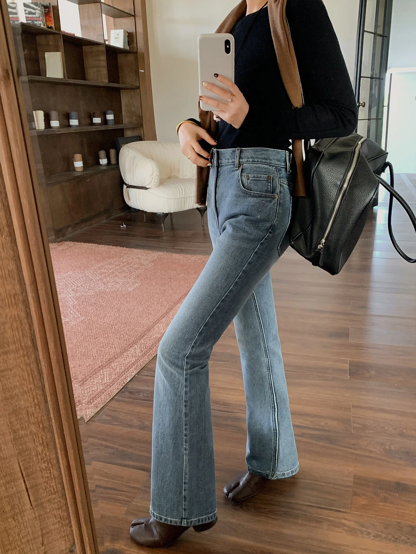 Женские джинсы Slim Fit с высокой талией из эластичного хлопка, в стиле ретро, простой дизайн, для зимнего сезона, модные, для повседневной носки
Женские джинсы Slim Fit с высокой талией из эластичного хлопка, в стиле ретро, простой дизайн, для зимнего сезона, модные, для повседневной носки