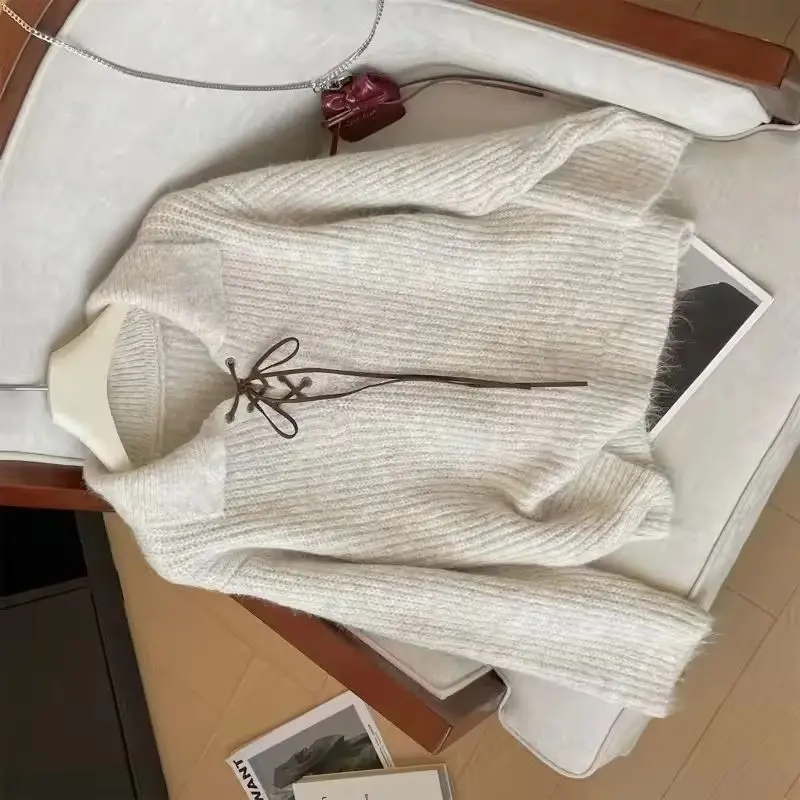 Новинка 2026, осенне-зимний модный корейский кашемировый свитер с длинными рукавами, женский пуловер, повседневный универсальный вязаный топ, джемпер Femme
Новинка 2026, осенне-зимний модный корейский кашемировый свитер с длинными рукавами, женский пуловер, повседневный универсальный вязаный топ, джемпер Femme