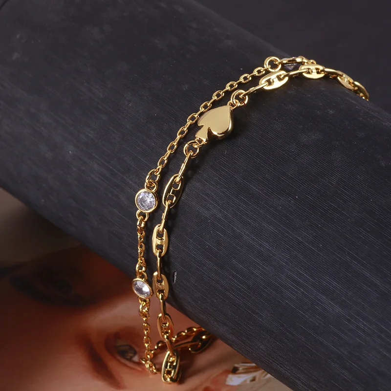 European and American minimalist metal style three-dimensional peach heart shaped pig nose chain double-layer fashionable bracel
European and American minimalist metal style three-dimensional peach heart shaped pig nose chain double-layer fashionable bracel