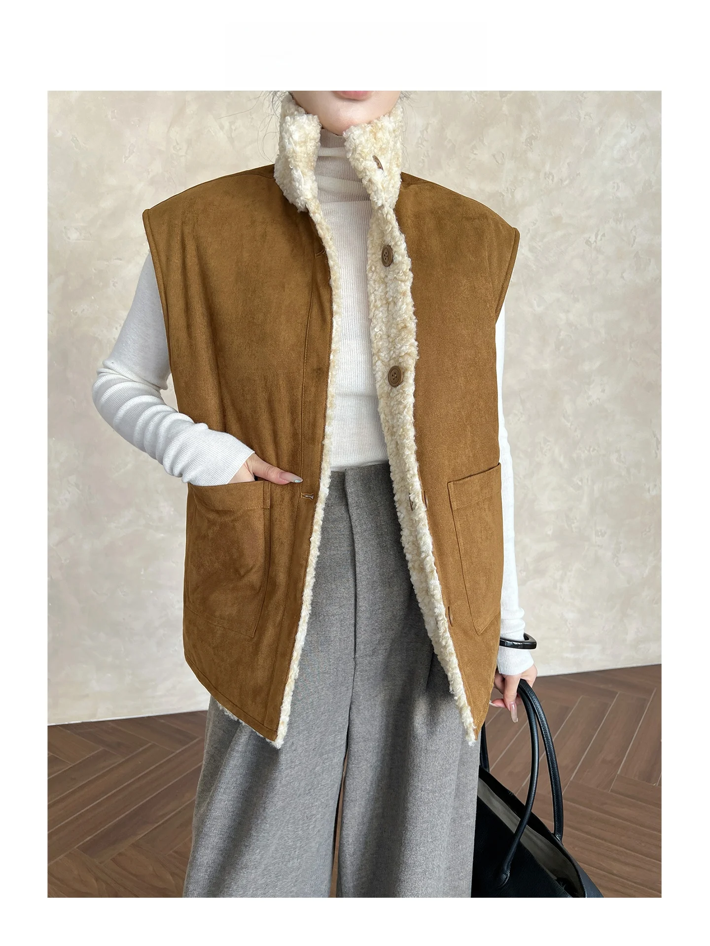 Retro Sle Stand Collar Single Button Lamb Fur Vest ARETE AK Versatile Layering Tank Top Two-Sided Wear Polyester Fabric
Retro Sle Stand Collar Single Button Lamb Fur Vest ARETE AK Versatile Layering Tank Top Two-Sided Wear Polyester Fabric