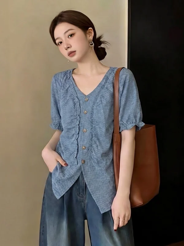 Stylish Blue V-Neck Short Sleeve Shirt Women's Summer New Style Large Size Fat MM Anti-Aging Top Korean Version Loose Fit
Stylish Blue V-Neck Short Sleeve Shirt Women's Summer New Style Large Size Fat MM Anti-Aging Top Korean Version Loose Fit