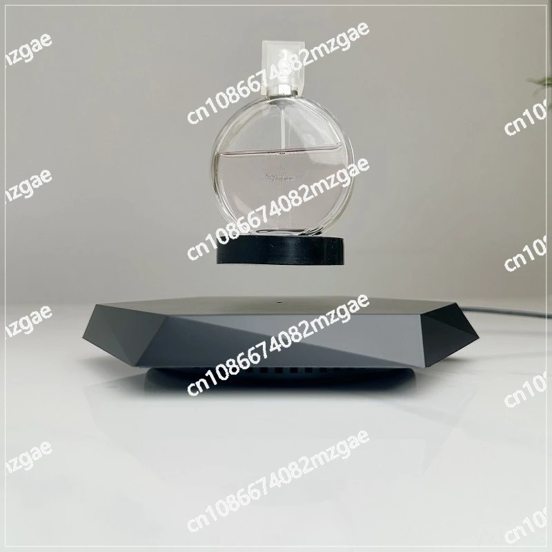Magnetic Levitation Advertising Display Creative Advertising Ornaments Doll Glasses Hand-Held Display
Magnetic Levitation Advertising Display Creative Advertising Ornaments Doll Glasses Hand-Held Display