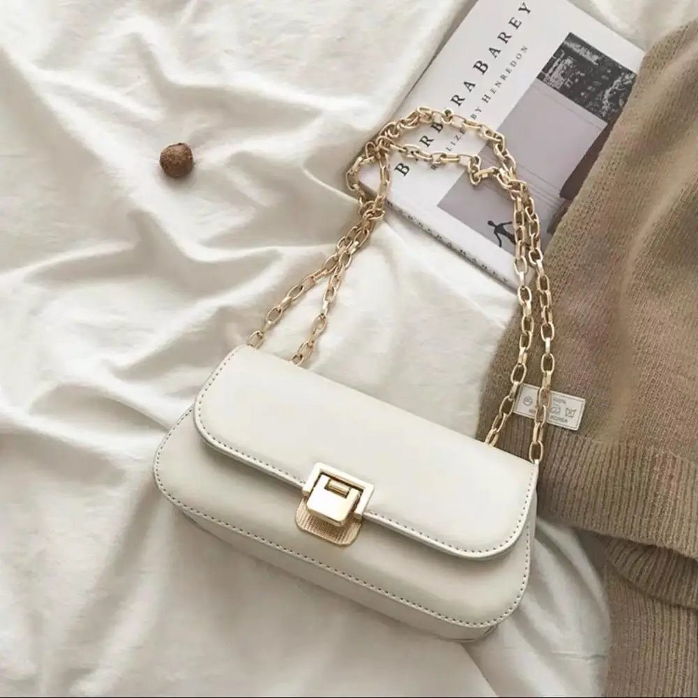 Faux Leather Chain Shoulder Bag, Minimalist Flap Crossbody Purse with Gold-Tone Hardware
Faux Leather Chain Shoulder Bag, Minimalist Flap Crossbody Purse with Gold-Tone Hardware