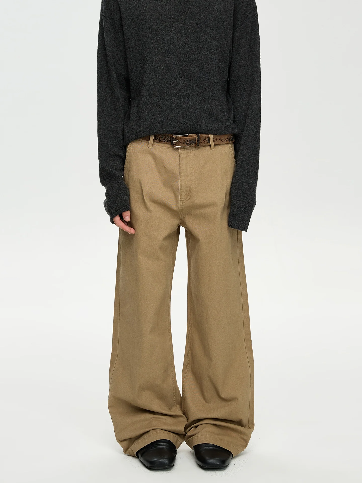 Прямые повседневные брюки в американском ретро-стиле, слегка расклешенные, для мужчин и женщин
Прямые повседневные брюки в американском ретро-стиле, слегка расклешенные, для мужчин и женщин