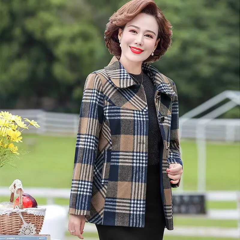 Middle Aged Elderly Mother Woolen Coat New Spring Autumn Women Short Wool Jacket Korean Elegant Outwear Female Plaid Tops 5XL
Middle Aged Elderly Mother Woolen Coat New Spring Autumn Women Short Wool Jacket Korean Elegant Outwear Female Plaid Tops 5XL