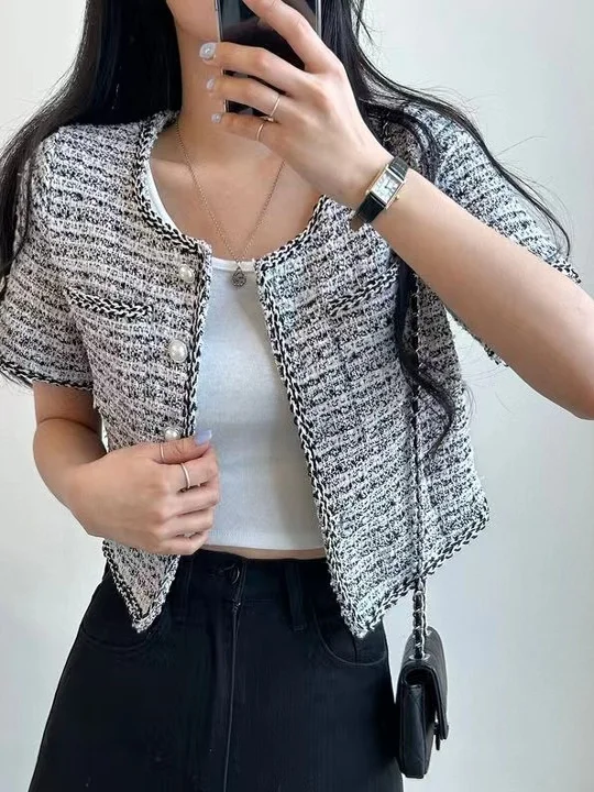 Summer 2025 Anti-Uv ort Sve Thi Weave ort Cardigan Women's Mixed Color Small Fraance Sle Versatile Outerwear
Summer 2025 Anti-Uv ort Sve Thi Weave ort Cardigan Women's Mixed Color Small Fraance Sle Versatile Outerwear