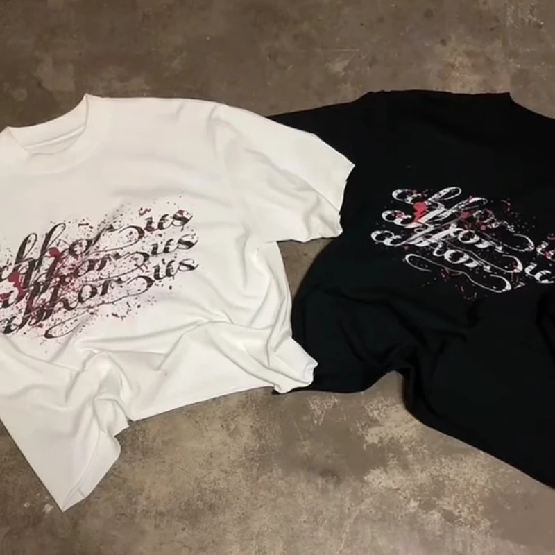 Y2K модная футболка в стиле ретро с принтом, уличная футболка с круглым вырезом, Harajuku, повседневные топы в стиле хип-хоп для мужчин и женщин, уличная одежда большого размера
Y2K модная футболка в стиле ретро с принтом, уличная футболка с круглым вырезом, Harajuku, повседневные топы в стиле хип-хоп для мужчин и женщин, уличная одежда большого размера